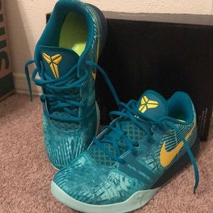 Kobe basketball shoe